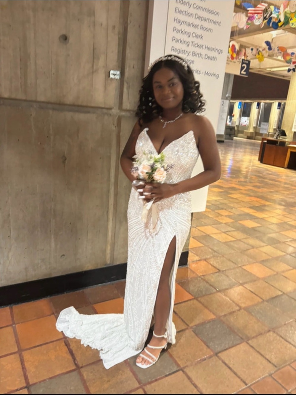 Ivory Sequin V-Neck Wedding Dress - Brand Unspecified - Picture 7 of 7